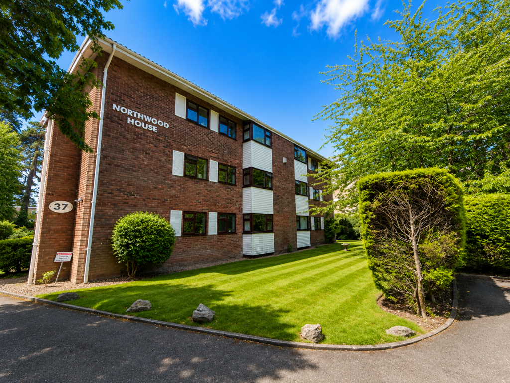 2 bed Apartment for rent in Bournemouth. From Avenue Estates - Bournemouth