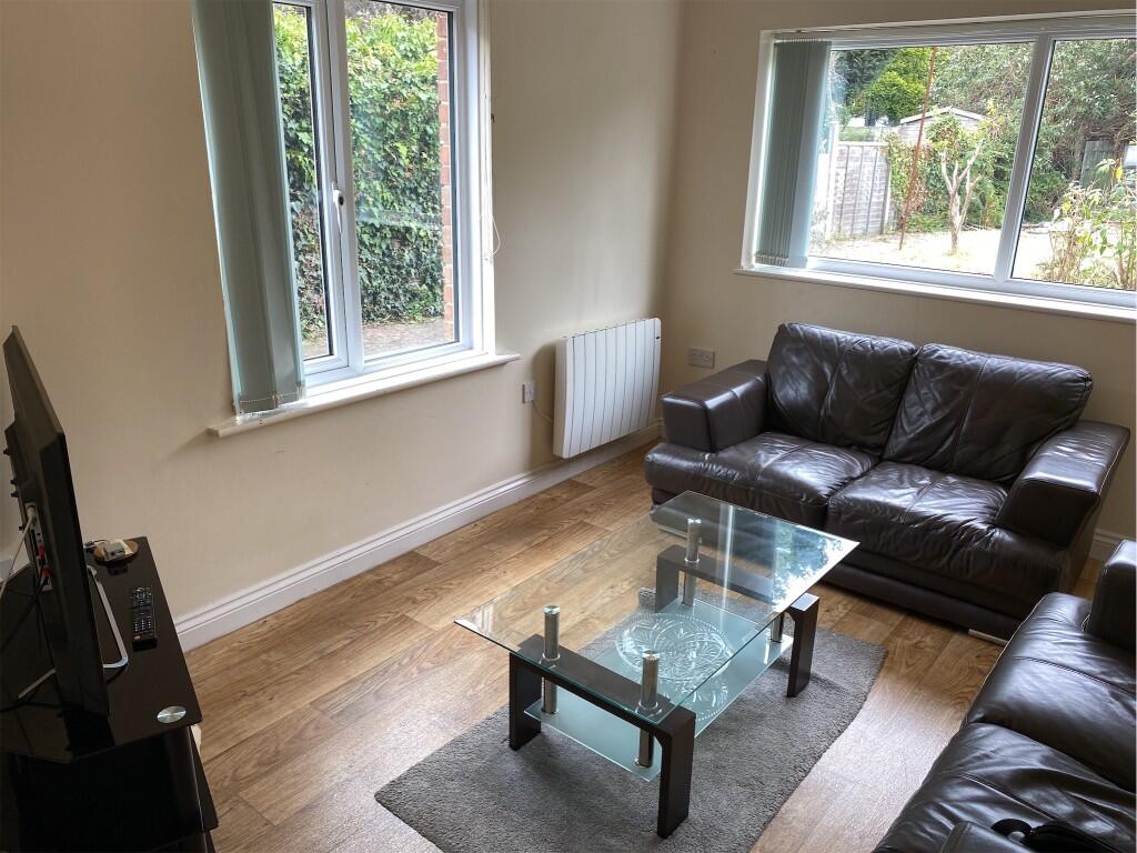 2 bed House (unspecified) for rent in Bournemouth. From Avenue Estates - Bournemouth