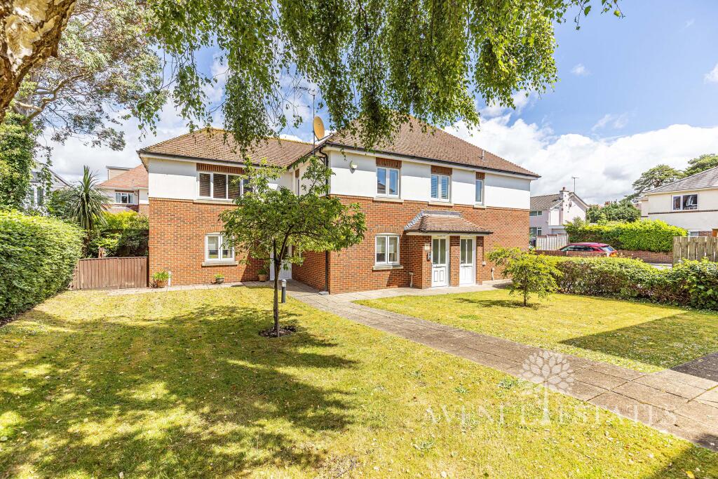 2 bed 1st Floor Flat for rent in Bournemouth. From Avenue Estates - Bournemouth