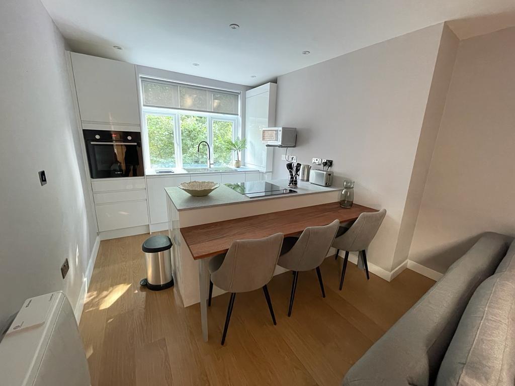 2 bed Apartment for rent in Wimborne Minster. From Avenue Estates - Bournemouth 2 bed Apartment for rent in Wimborne Minster. From Avenue Estates - Bournemouth