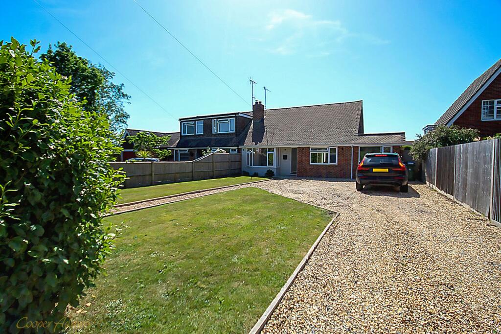3 bed Semi-detached bungalow for rent in West Kingston. From Cooper Adams Estate Agents - East Preston