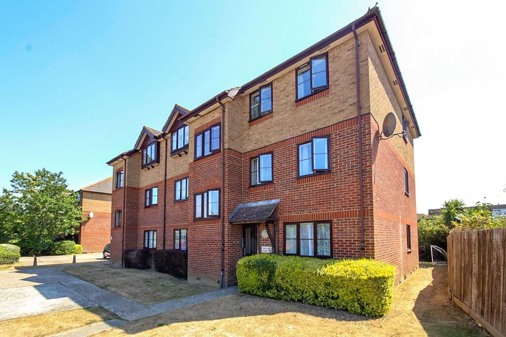 1 bed 1st Floor Flat for rent in West Kingston. From Cooper Adams Estate Agents - East Preston 1 bed 1st Floor Flat for rent in West Kingston. From Cooper Adams Estate Agents - East Preston