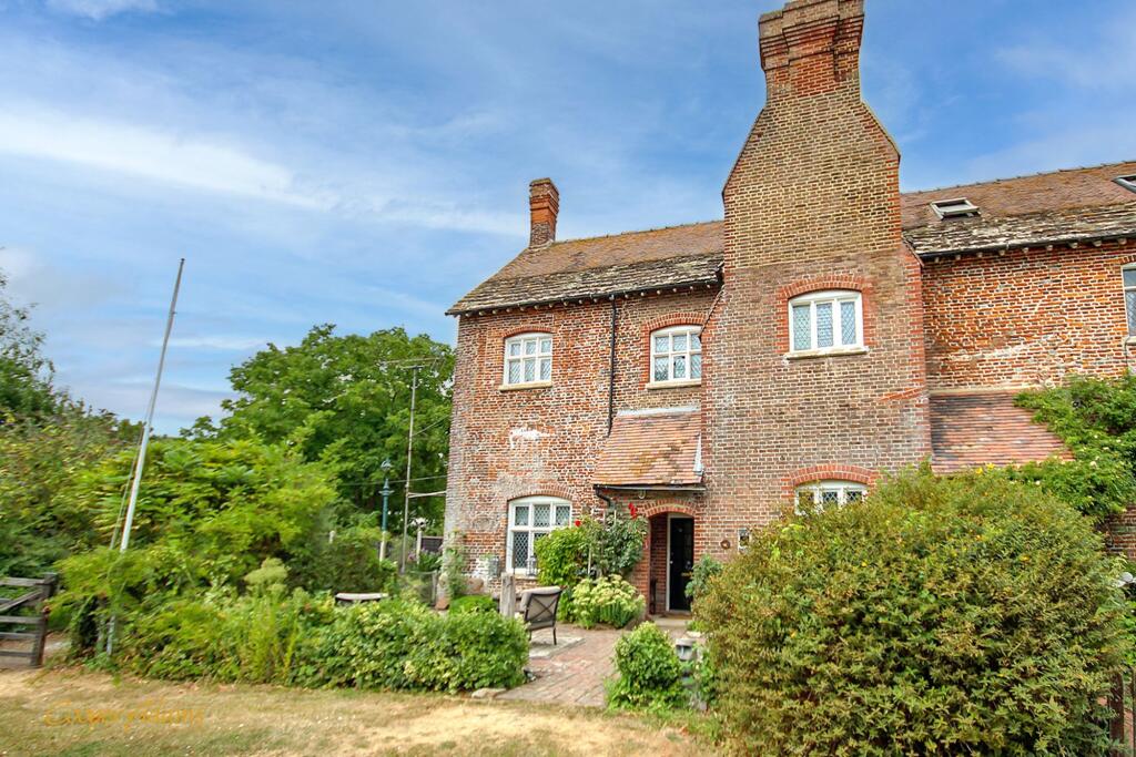 3 bed End of Terrace for rent in West Kingston. From Cooper Adams Estate Agents - East Preston