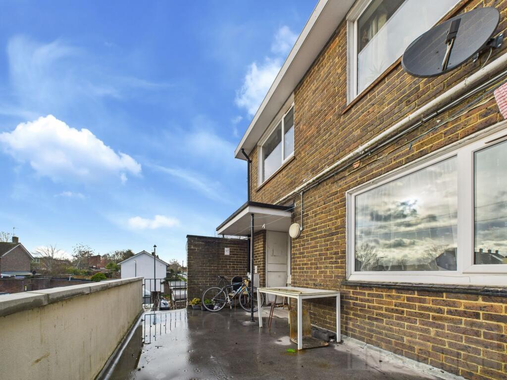 3 bed Annexe for rent in Crawley. From Inspire Estates 3 bed Annexe for rent in Crawley. From Inspire Estates