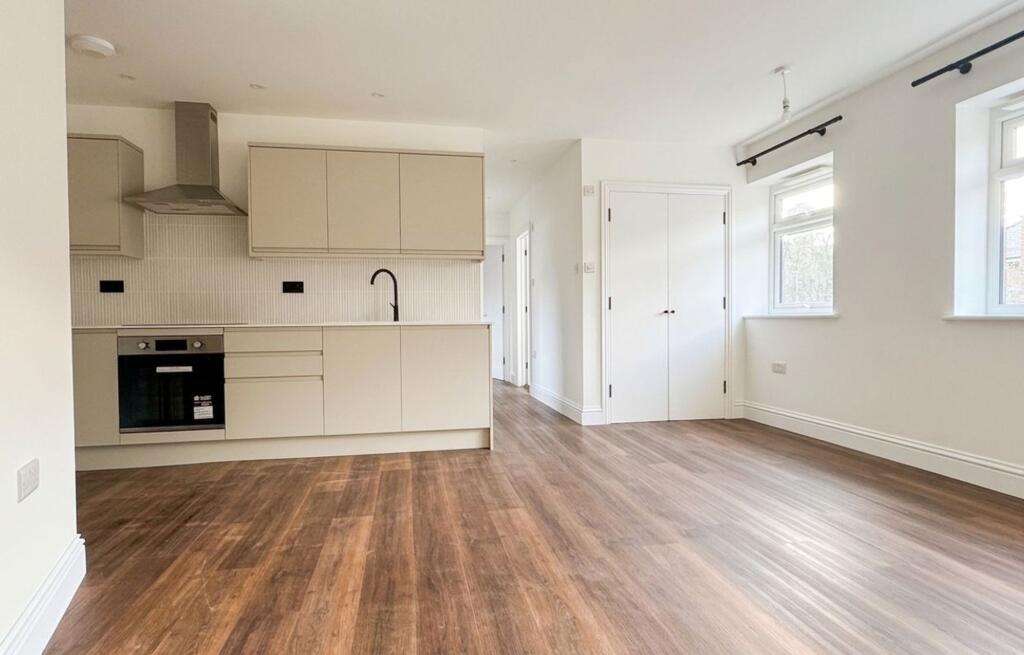 2 bed 1st Floor Flat for rent in Horsham. From Inspire Estates 2 bed 1st Floor Flat for rent in Horsham. From Inspire Estates