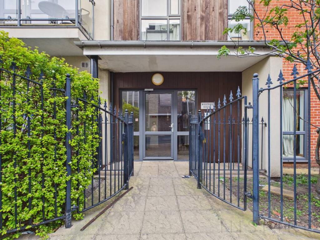 2 bed 1st Floor Flat for rent in Guildford. From Inspire Estates