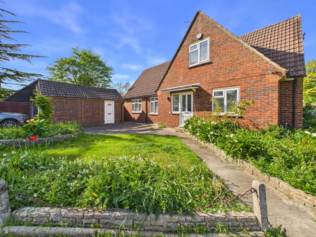 4 bed Detached for rent in Horsham. From Inspire Estates 4 bed Detached for rent in Horsham. From Inspire Estates
