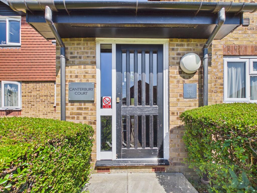 1 bed Apartment for rent in Tower Hill. From Inspire Estates