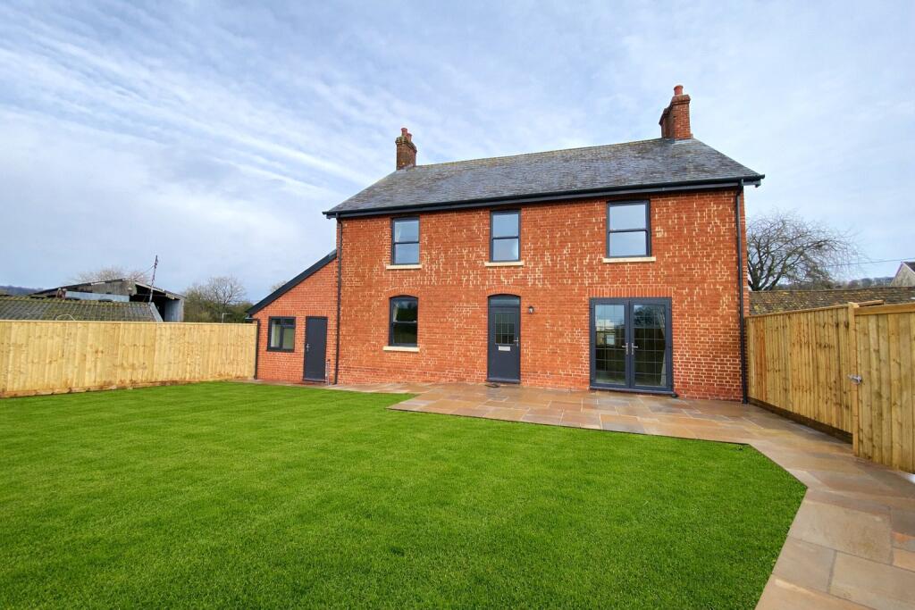 5 bed Detached for rent in Awliscombe. From Greenslade Taylor Hunt - Honiton