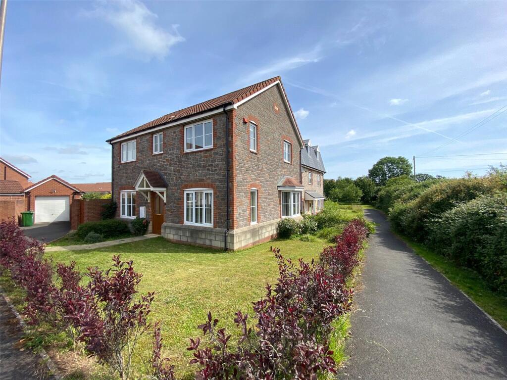 4 bed Detached for rent in Cranbrook. From Greenslade Taylor Hunt - Honiton 4 bed Detached for rent in Cranbrook. From Greenslade Taylor Hunt - Honiton