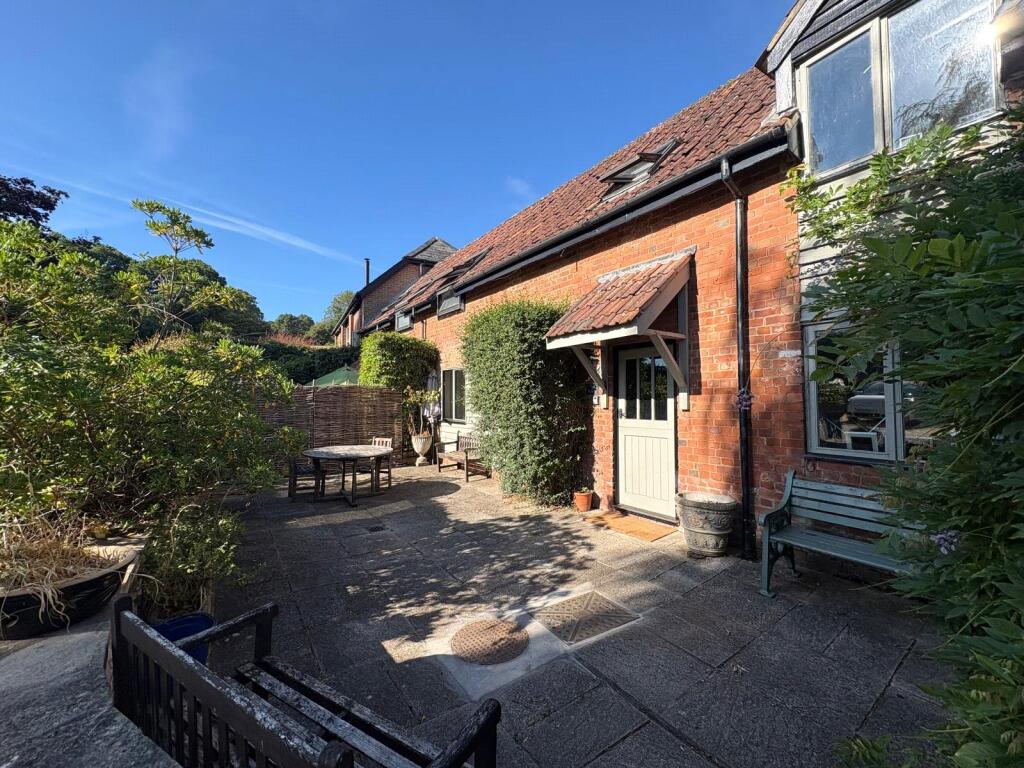 2 bed Detached for rent in Sidmouth. From Greenslade Taylor Hunt - Honiton