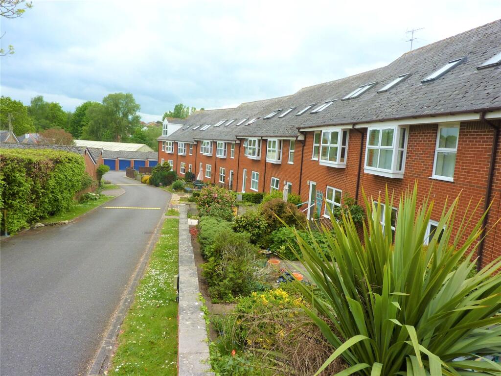 2 bed Apartment for rent in Honiton. From Greenslade Taylor Hunt - Honiton 2 bed Apartment for rent in Honiton. From Greenslade Taylor Hunt - Honiton