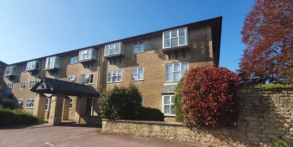 2 bed 1st Floor Flat for rent in Crewkerne. From Savill Andrews - Chard