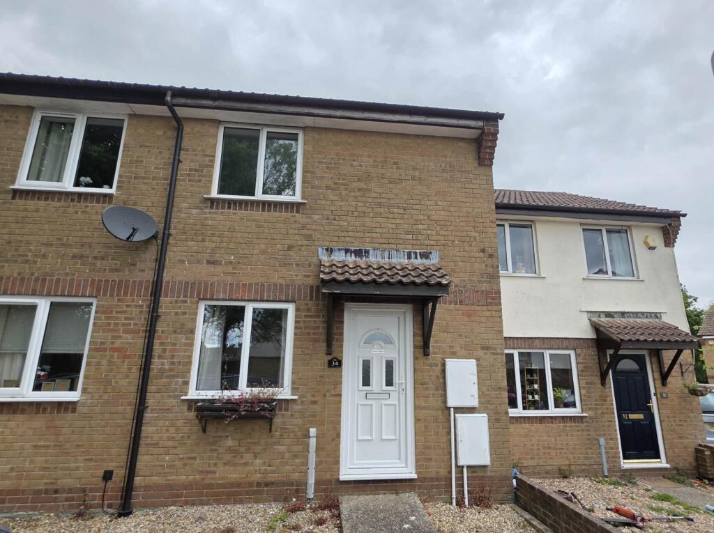 2 bed Mid Terraced House for rent in Chard. From Savill Andrews - Chard 2 bed Mid Terraced House for rent in Chard. From Savill Andrews - Chard
