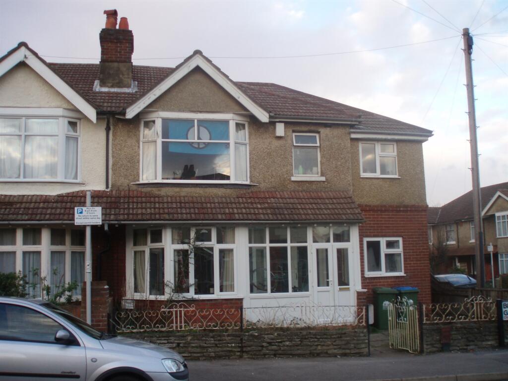 7 bed Detached for rent in Southampton. From Tenant Direct - Southampton
