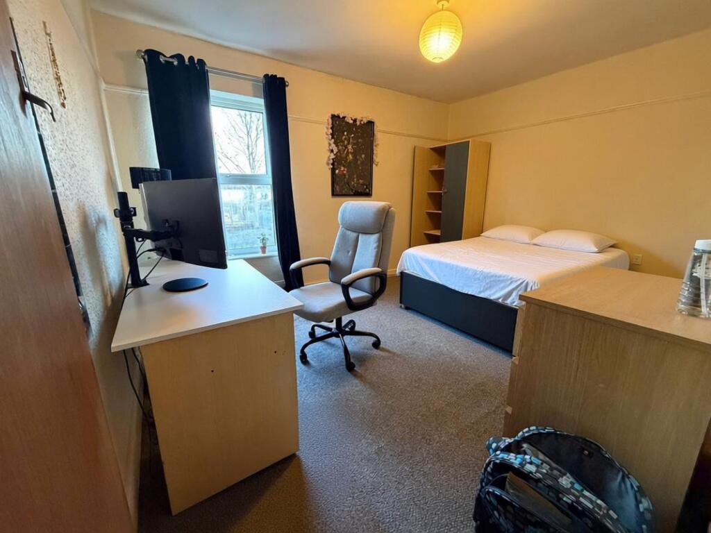 3 bed Detached for rent in Southampton. From Tenant Direct - Southampton