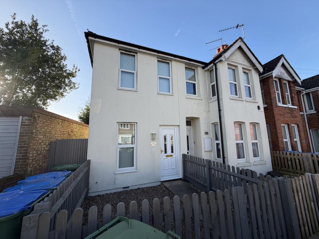 1 bed Semi Detached for rent in Southampton. From Tenant Direct - Southampton 1 bed Semi Detached for rent in Southampton. From Tenant Direct - Southampton