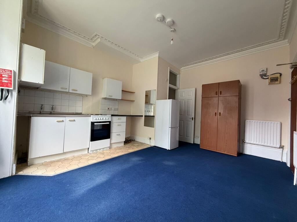 4 bed Studio for rent in Southampton. From Tenant Direct - Southampton