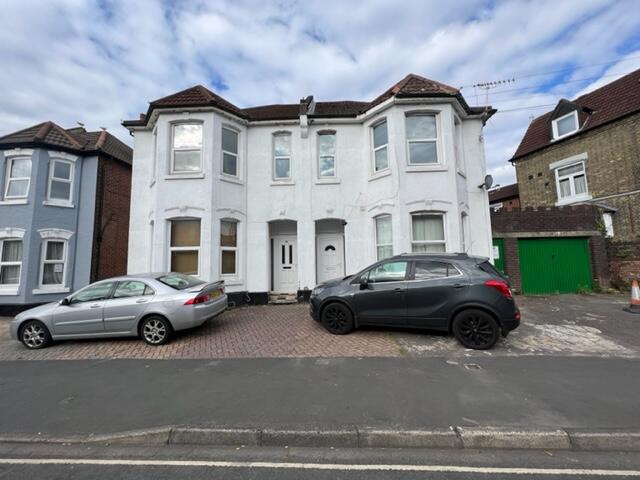 4 bed House (unspecified) for rent in Southampton. From Tenant Direct - Southampton