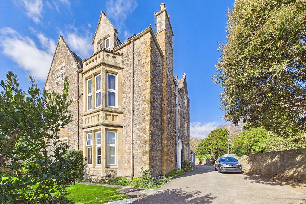 1 bed HMO for rent in Clevedon. From Mark Templer - Clevedon