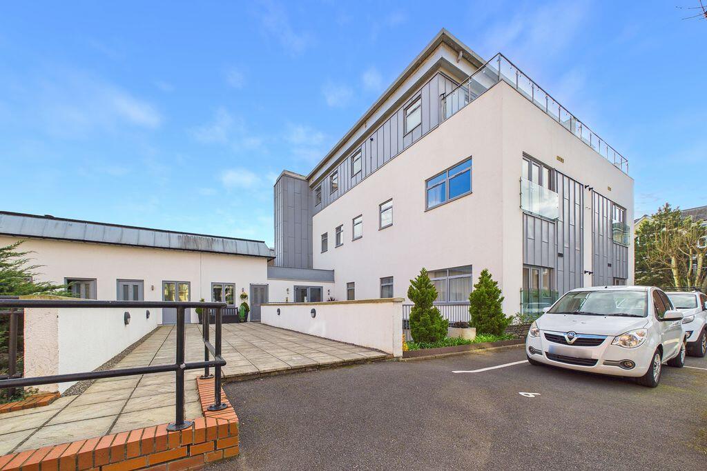 2 bed Apartment for rent in Clevedon. From Mark Templer - Clevedon