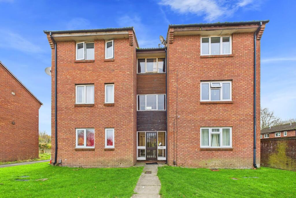 1 bed 1st Floor Flat for rent in Kenn. From Mark Templer - Clevedon