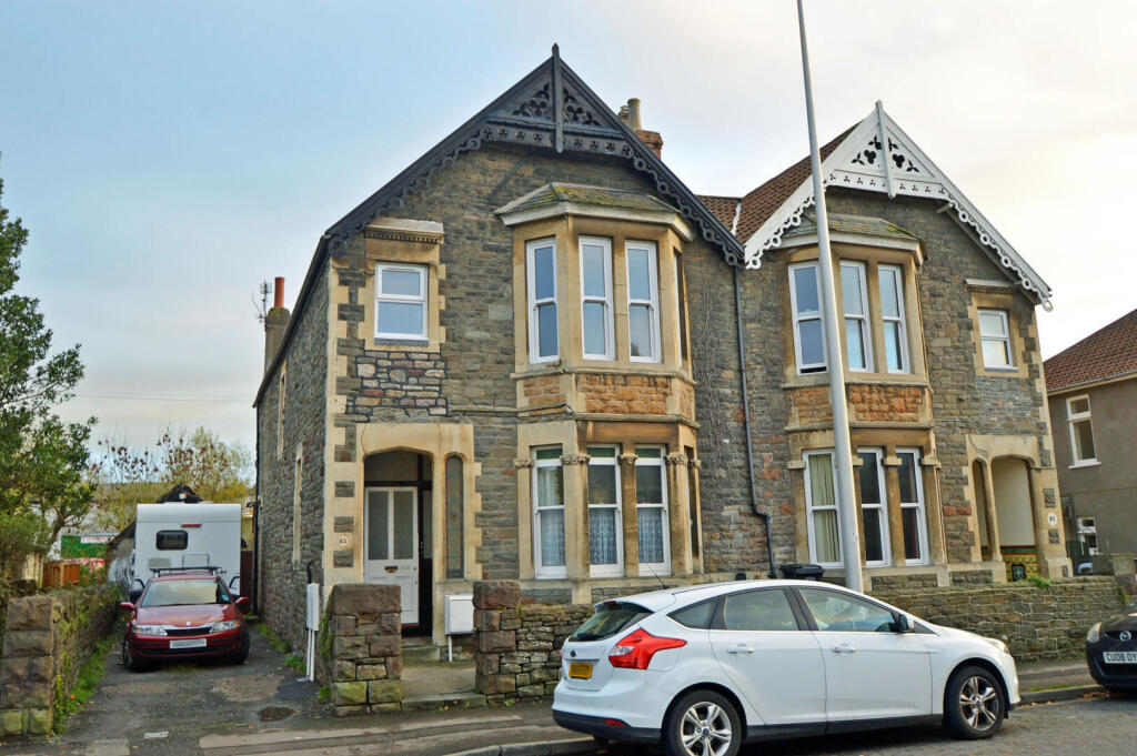 2 bed 1st Floor Flat for rent in Clevedon. From Mark Templer - Clevedon