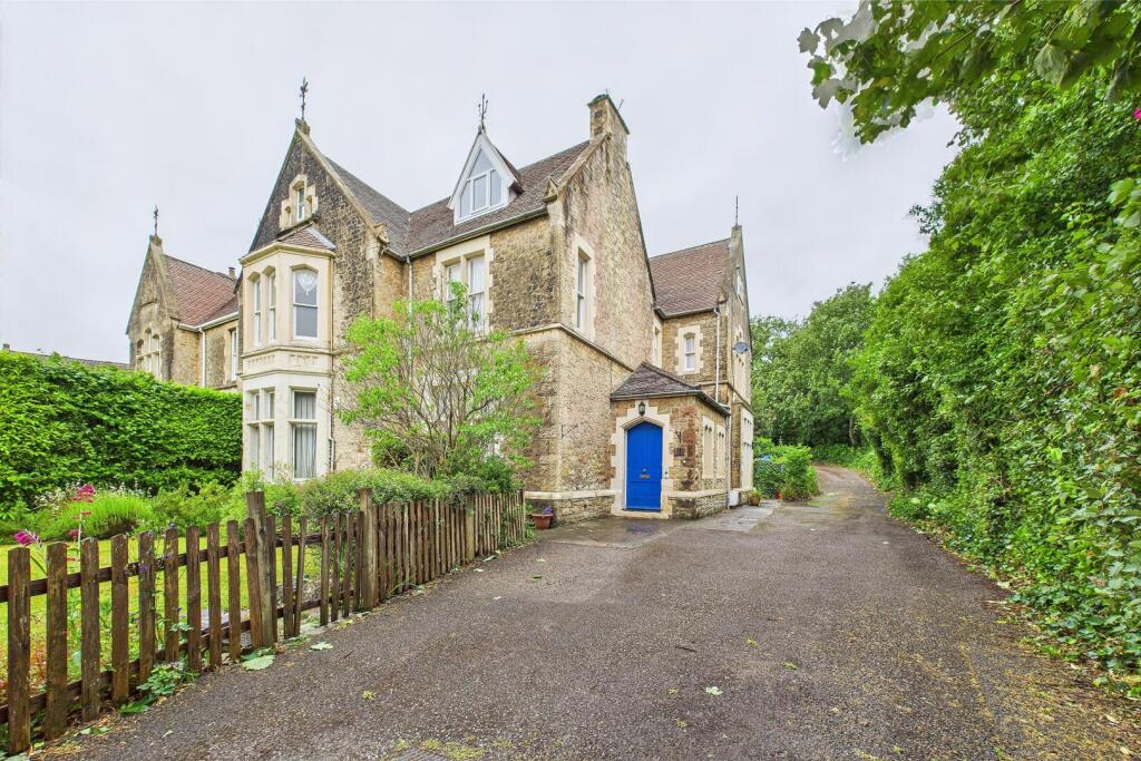 2 bed 1st Floor Flat for rent in Walton in Gordano. From Mark Templer - Clevedon