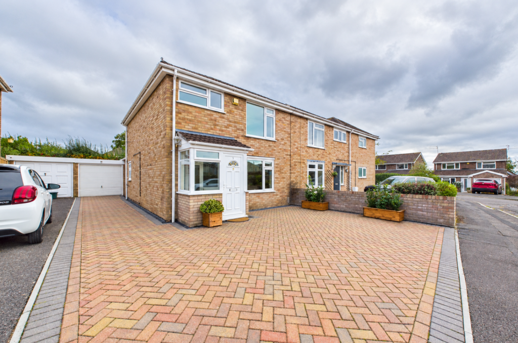 3 bed Detached for rent in Yatton. From Mark Templer - Clevedon