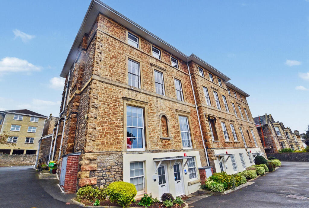 1 bed 1st Floor Flat for rent in Clevedon. From Mark Templer - Clevedon