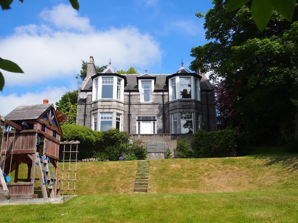 5 bed Detached for rent in Peterculter. From Aberdeen Property Leasing - Aberdeen
