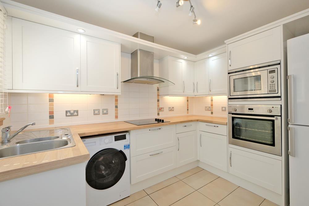 2 bed 1st Floor Flat for rent in Aberdeen. From Aberdeen Property Leasing - Aberdeen 2 bed 1st Floor Flat for rent in Aberdeen. From Aberdeen Property Leasing - Aberdeen