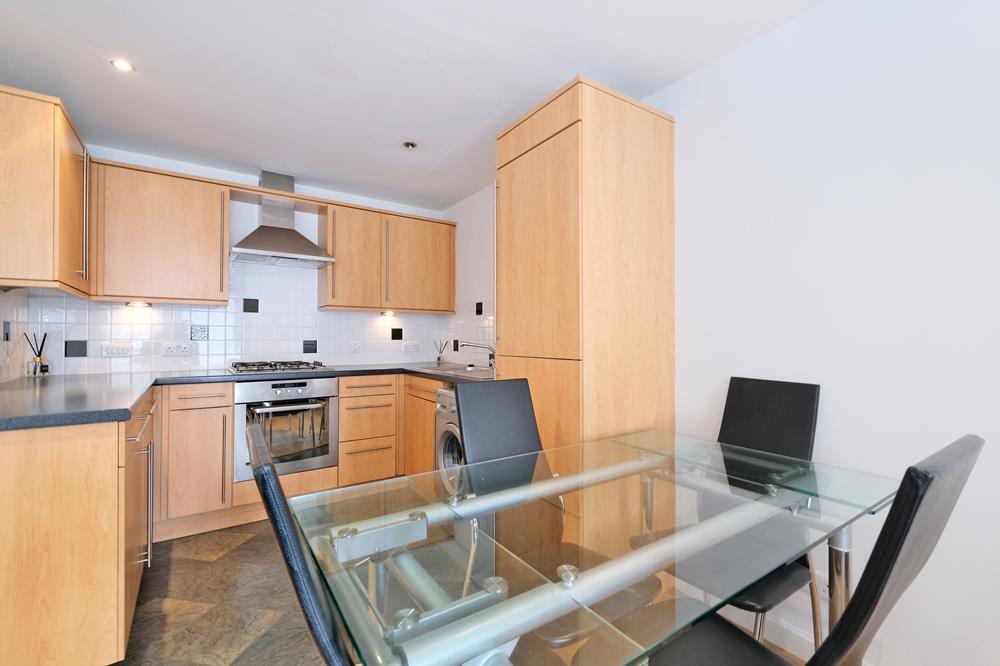 2 bed 1st Floor Flat for rent in Aberdeen. From Aberdeen Property Leasing - Aberdeen 2 bed 1st Floor Flat for rent in Aberdeen. From Aberdeen Property Leasing - Aberdeen