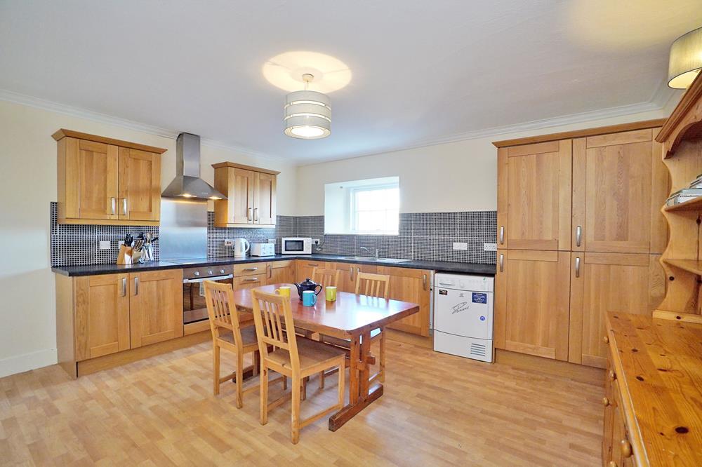 4 bed 1st Floor Flat for rent in Aberdeen. From Aberdeen Property Leasing - Aberdeen