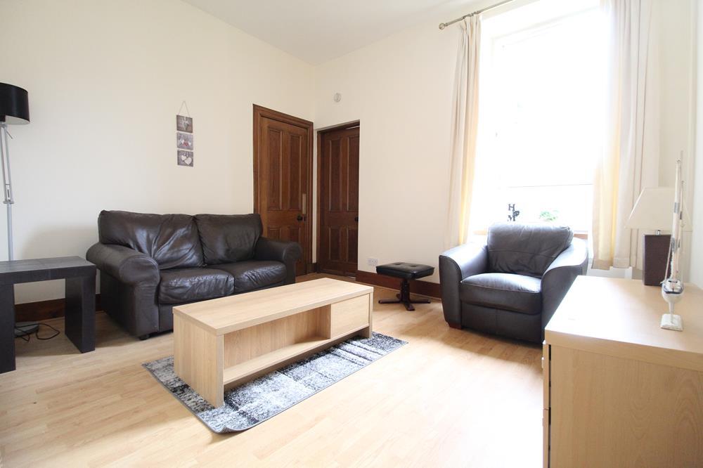 1 bed 1st Floor Flat for rent in Aberdeen. From Aberdeen Property Leasing - Aberdeen 1 bed 1st Floor Flat for rent in Aberdeen. From Aberdeen Property Leasing - Aberdeen