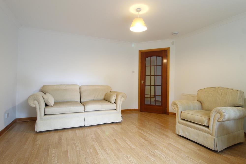 3 bed 1st Floor Flat for rent in Bieldside. From Aberdeen Property Leasing - Aberdeen 3 bed 1st Floor Flat for rent in Bieldside. From Aberdeen Property Leasing - Aberdeen