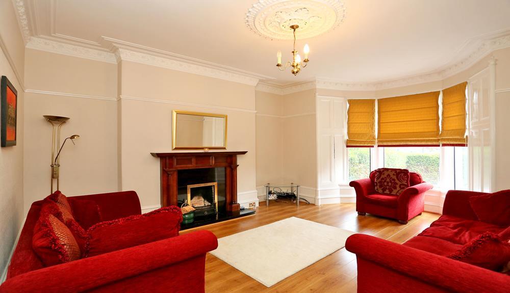 2 bed 1st Floor Flat for rent in Bieldside. From Aberdeen Property Leasing - Aberdeen 2 bed 1st Floor Flat for rent in Bieldside. From Aberdeen Property Leasing - Aberdeen