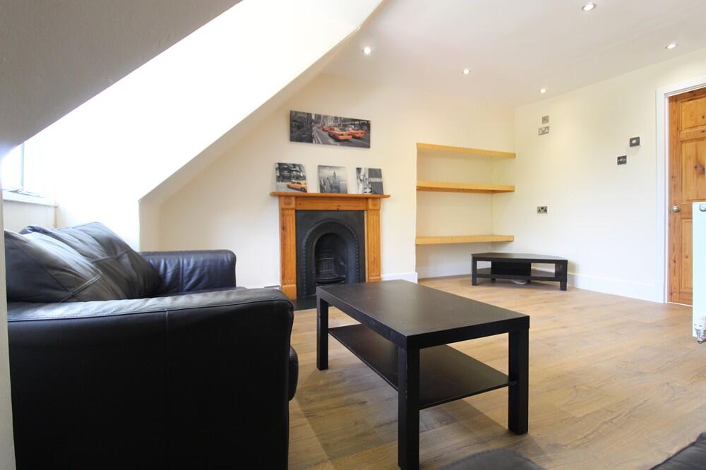 1 bed 1st Floor Flat for rent in Aberdeen. From Aberdeen Property Leasing - Aberdeen 1 bed 1st Floor Flat for rent in Aberdeen. From Aberdeen Property Leasing - Aberdeen