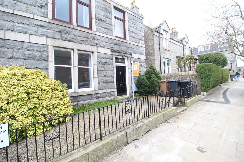 1 bed 1st Floor Flat for rent in Kingswells. From Aberdeen Property Leasing - Aberdeen 1 bed 1st Floor Flat for rent in Kingswells. From Aberdeen Property Leasing - Aberdeen