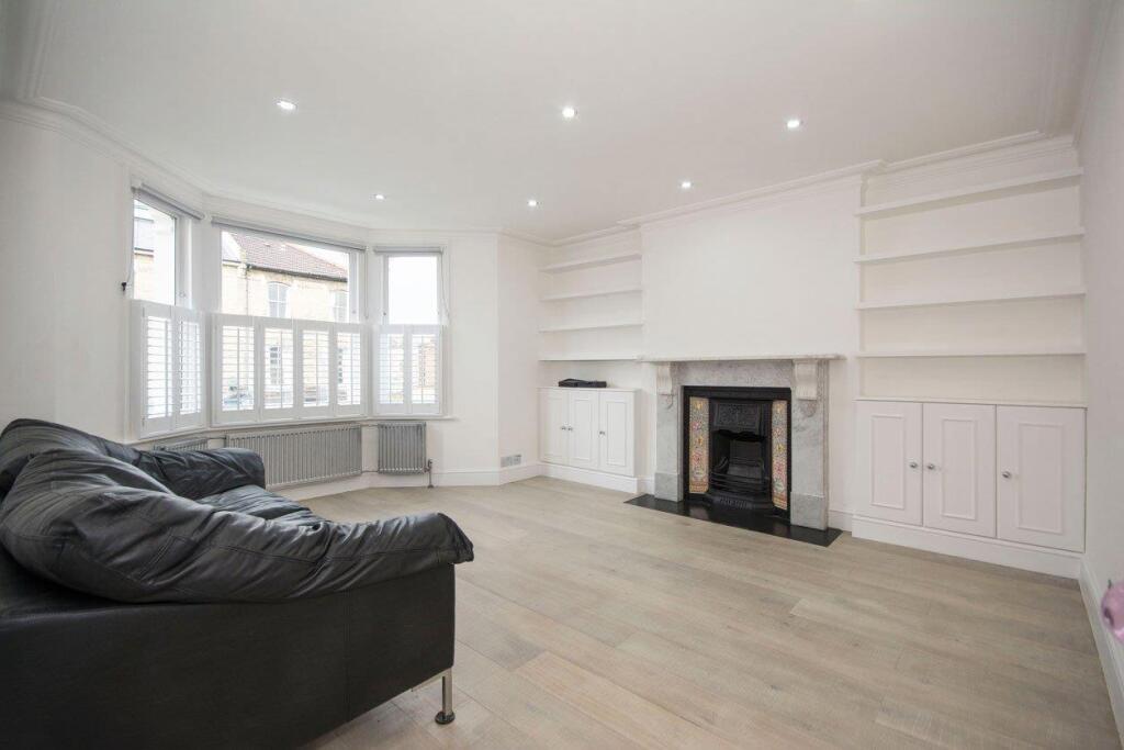 2 bed 1st Floor Flat for rent in Battersea. From Urban Lettings Battersea