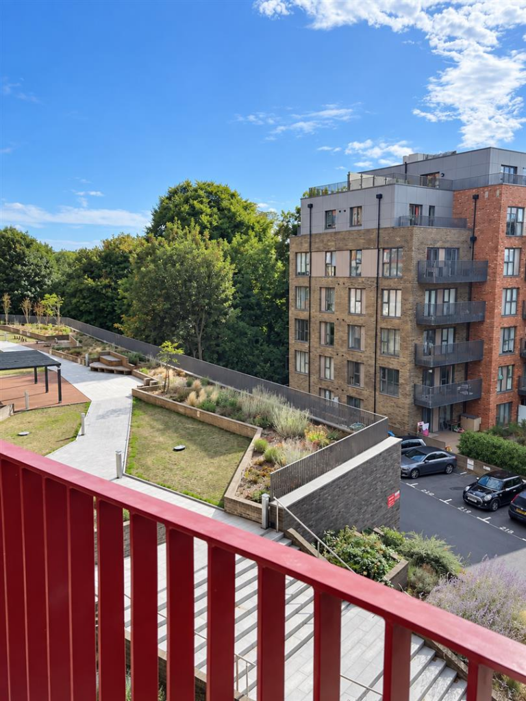 2 bed 1st Floor Flat for rent in Maidstone. From Urban Lettings Battersea