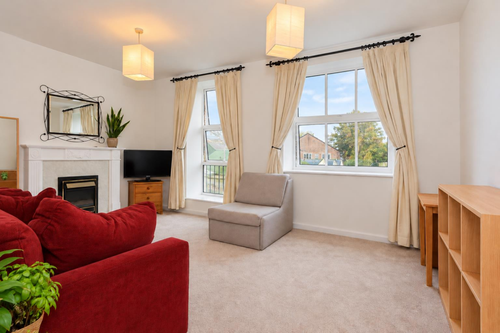 1 bed 1st Floor Flat for rent in Clapham. From Urban Lettings Battersea