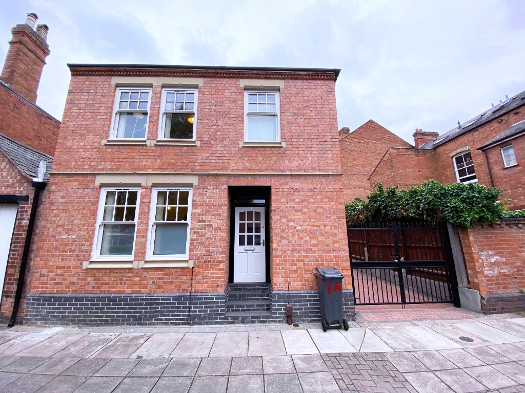 4 bed Semi-detached House for rent in Leicester. From Belvoir - Leicester