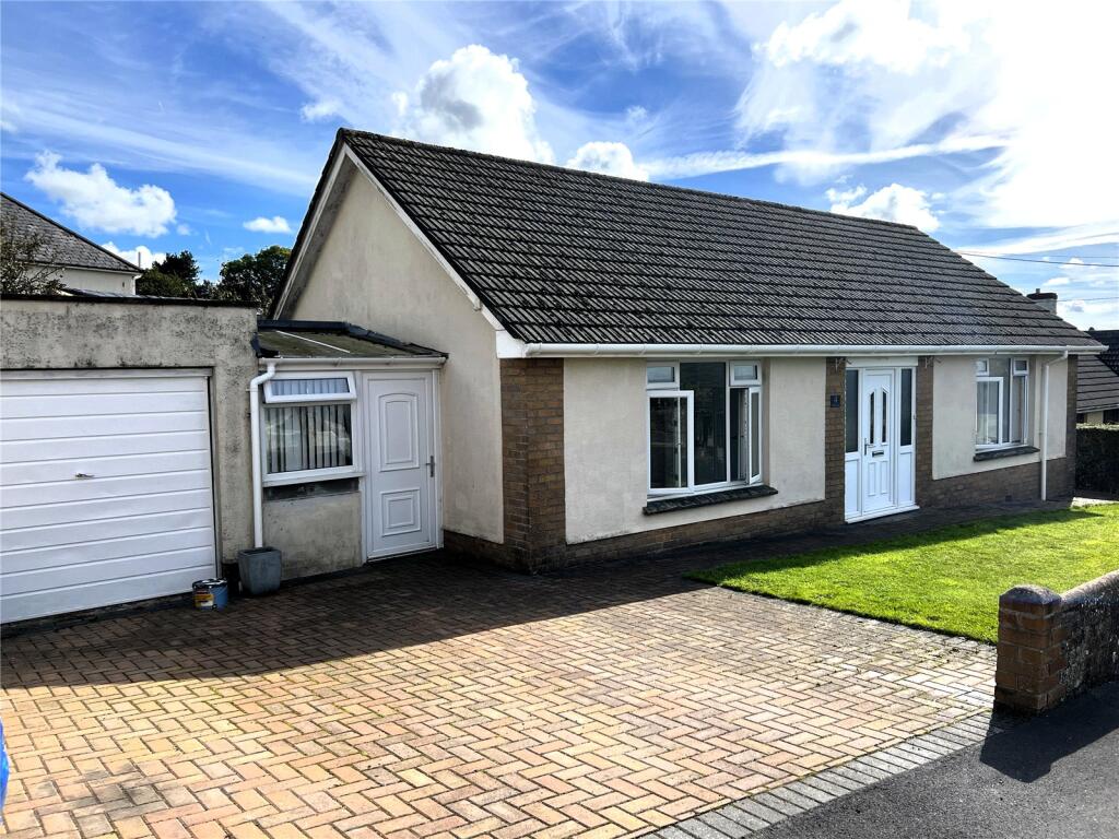 2 bed Bungalow for rent in South Molton. From Greenslade Taylor Hunt - South Molton