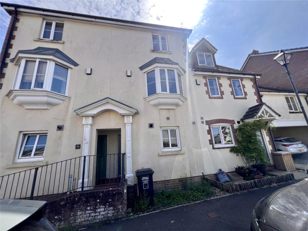 4 bed Mid Terraced House for rent in South Molton. From Greenslade Taylor Hunt - South Molton 4 bed Mid Terraced House for rent in South Molton. From Greenslade Taylor Hunt - South Molton