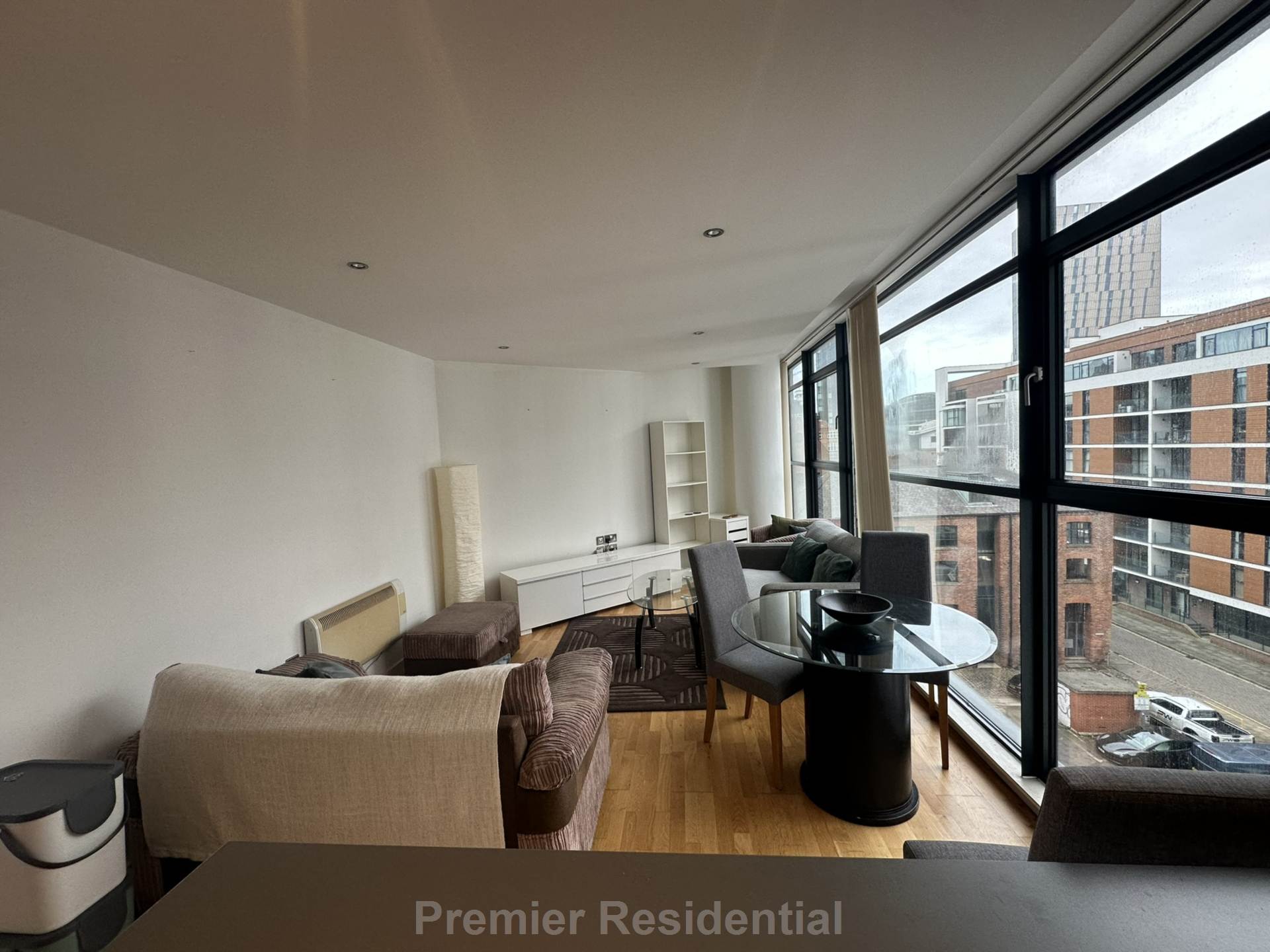 2 bed Apartment for rent in Manchester. From Premier Residential Lettings