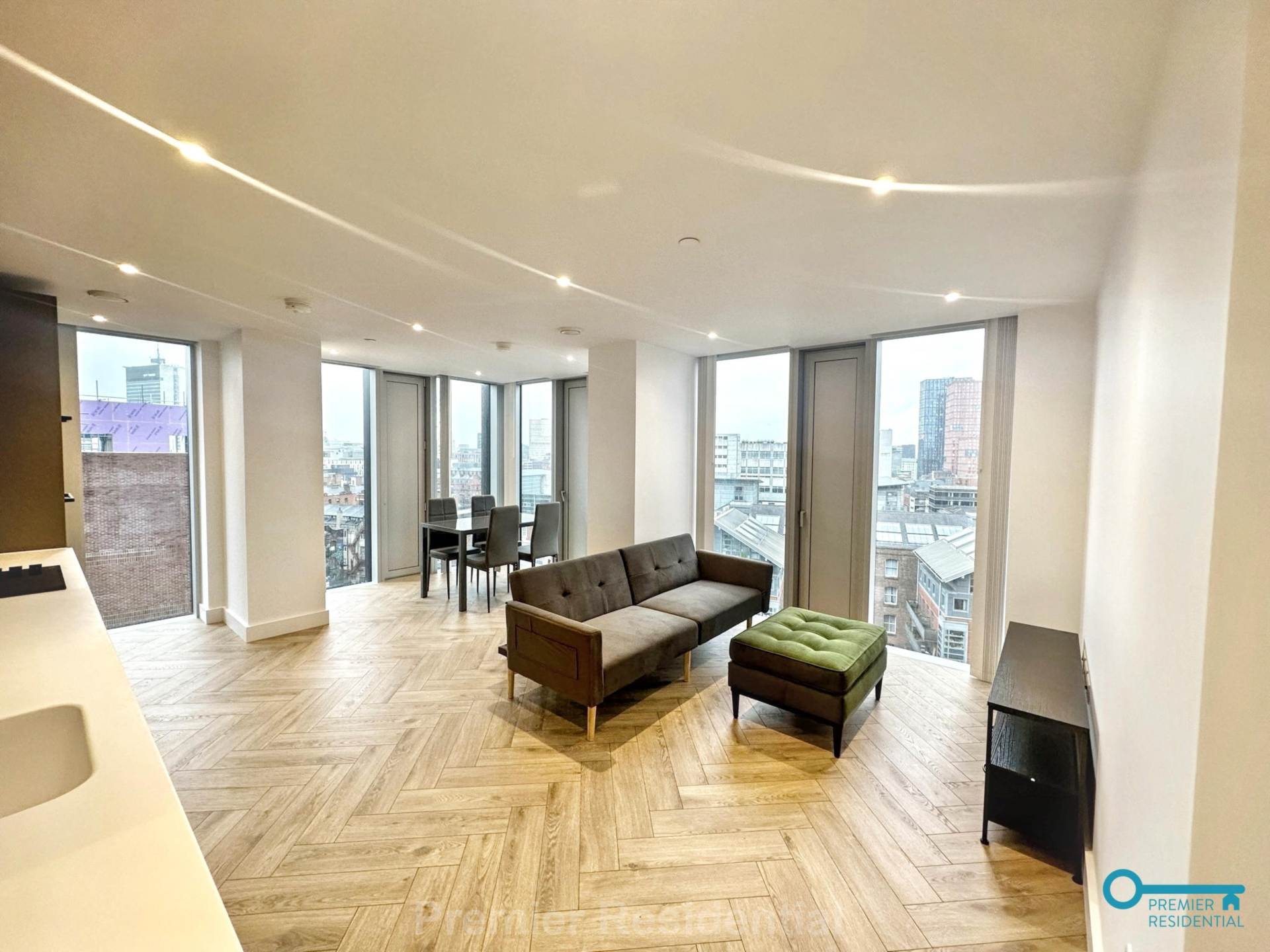 2 bed Apartment for rent in Manchester. From Premier Residential Lettings