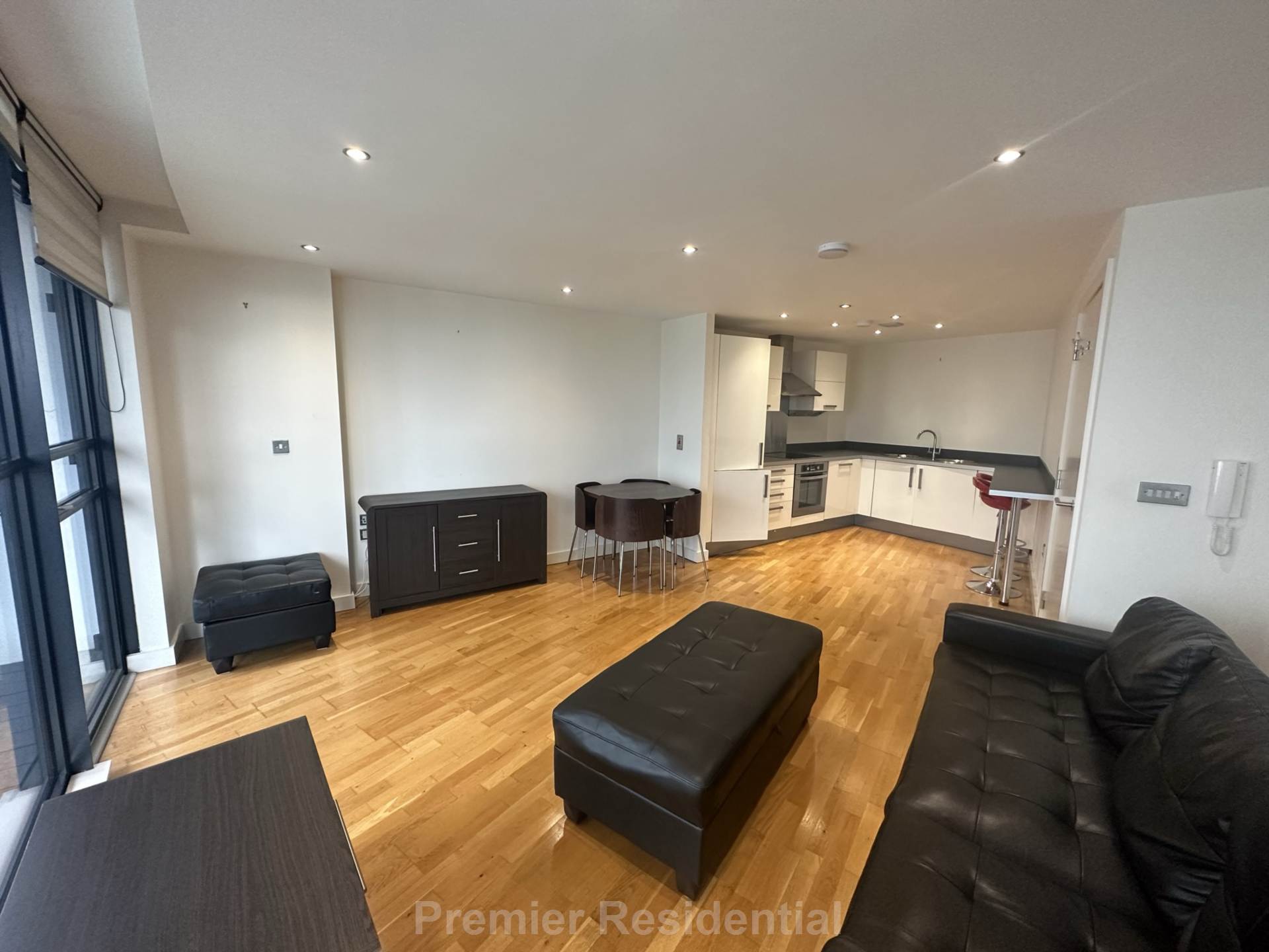 2 bed Apartment for rent in Manchester. From Premier Residential Lettings