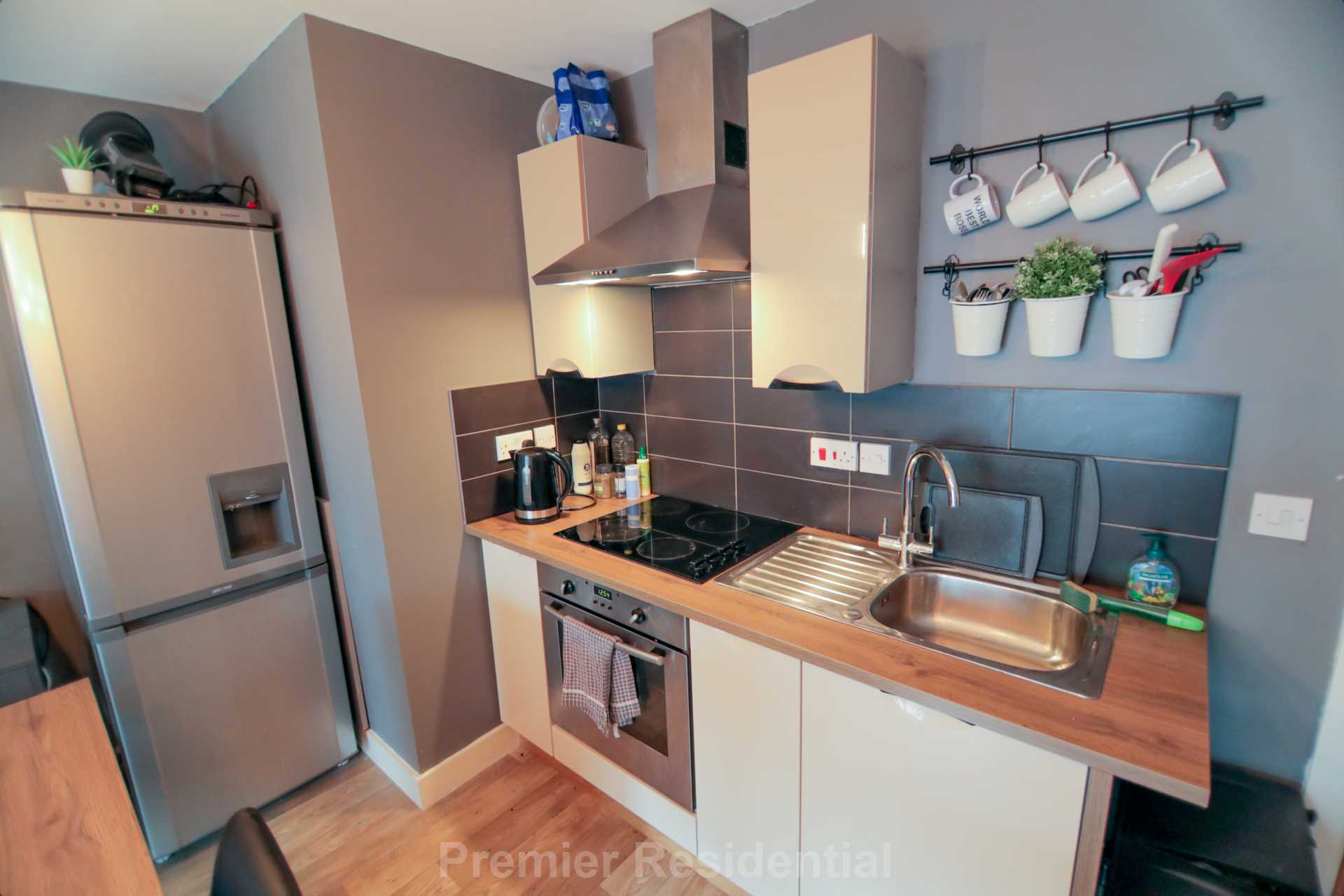 2 bed Apartment for rent in Salford. From Premier Residential Lettings