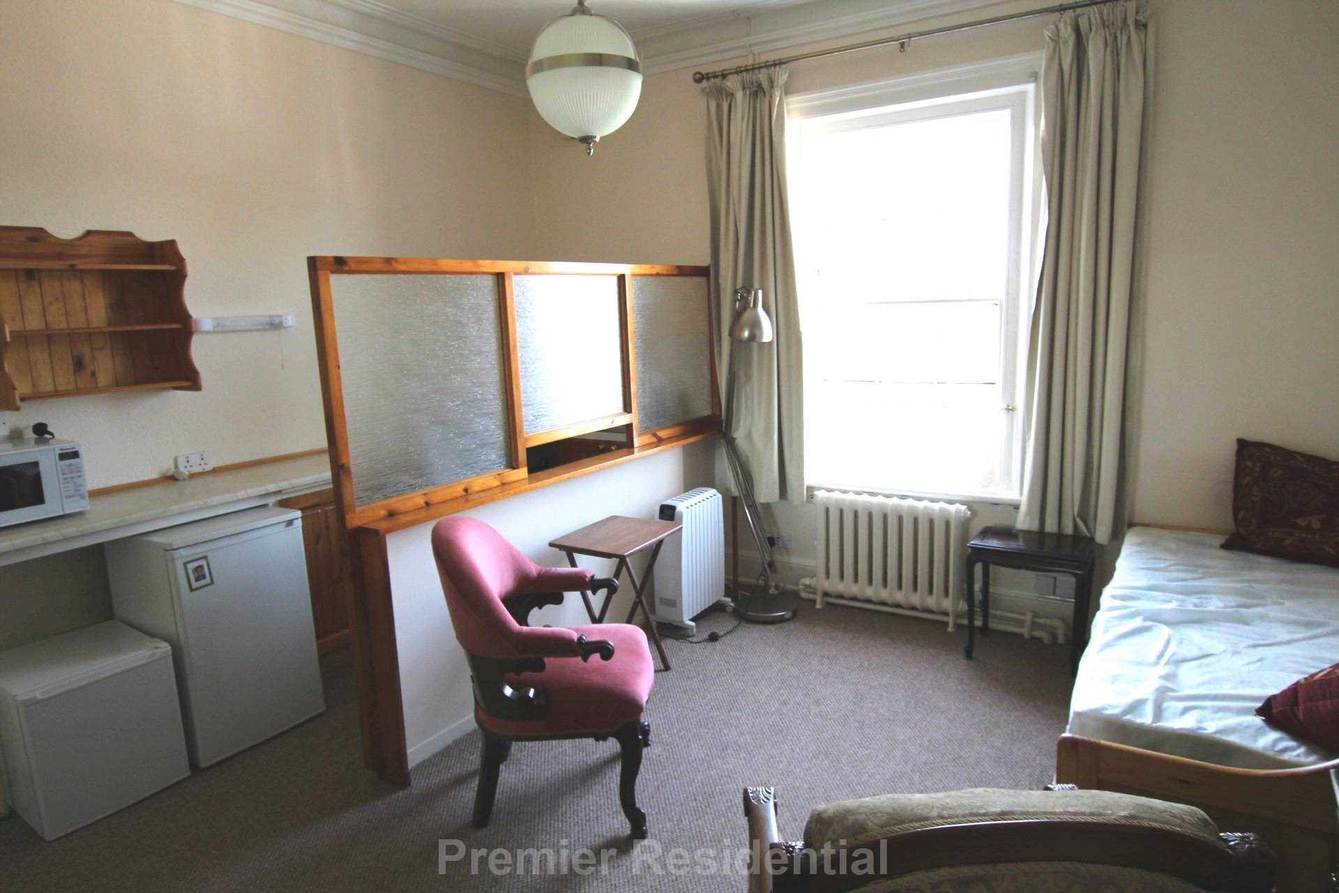 1 bed Apartment for rent in Manchester. From Premier Residential Lettings